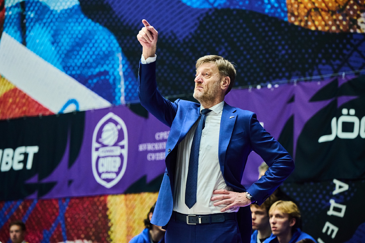 Оливер Попович