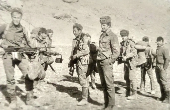 Пограничники  Восточной ДШМГ в Афганистане