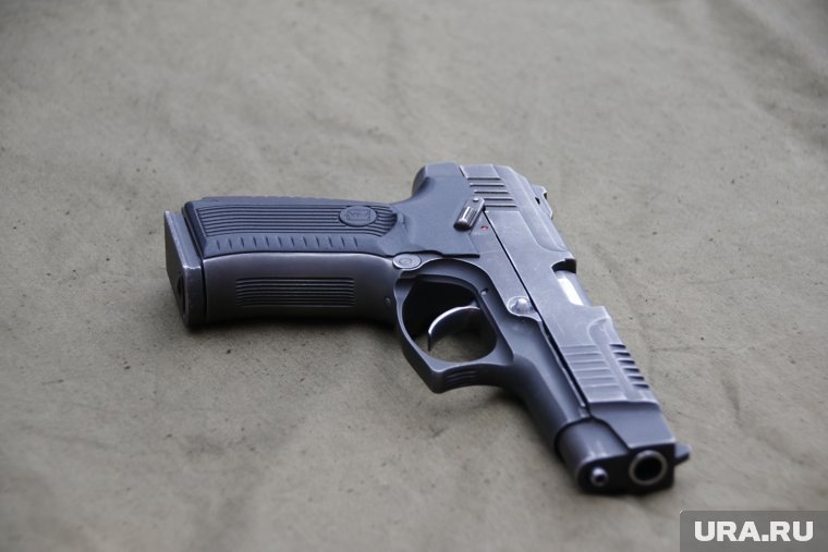    В Сербии мужчина убил бывшую жену из России и семилетнего сына, следует из СМИ