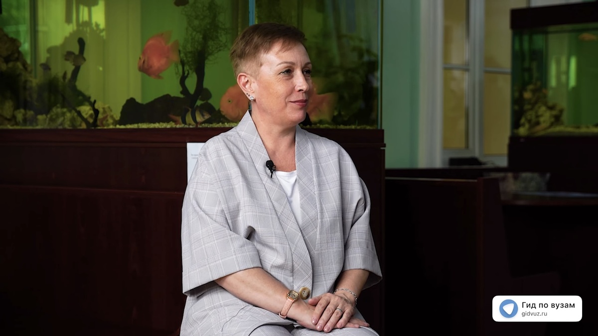 Чурилина Ирина Николаевна – к.э.н., директор института экономики и управления РГПУ им. А.И. Герцена. СМИ «Гид по вузам».