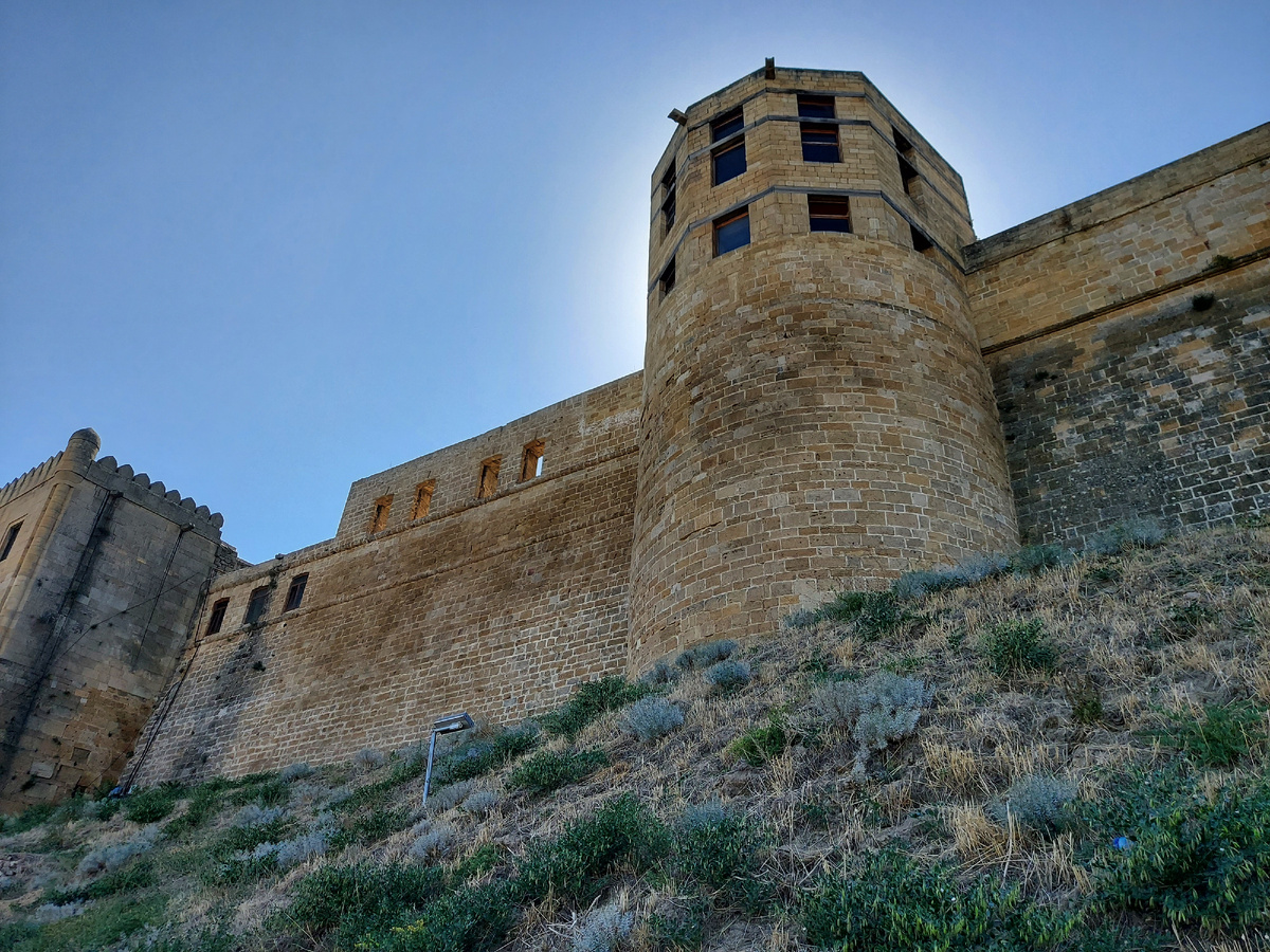 Цитадель Нарын Кала 