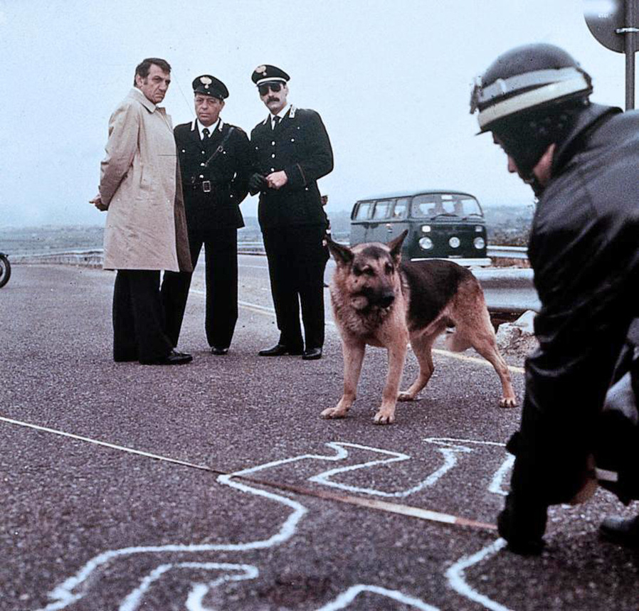 Кадр из фильма «Сиятельные трупы» (1976)