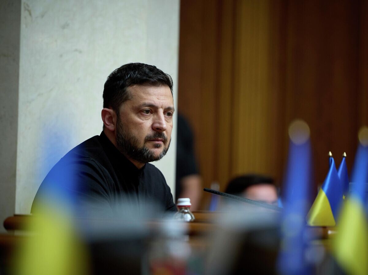    Владимир Зеленский на заседании Верховной рады Украины в Киеве© AP Photo / Vadym Sarakhan