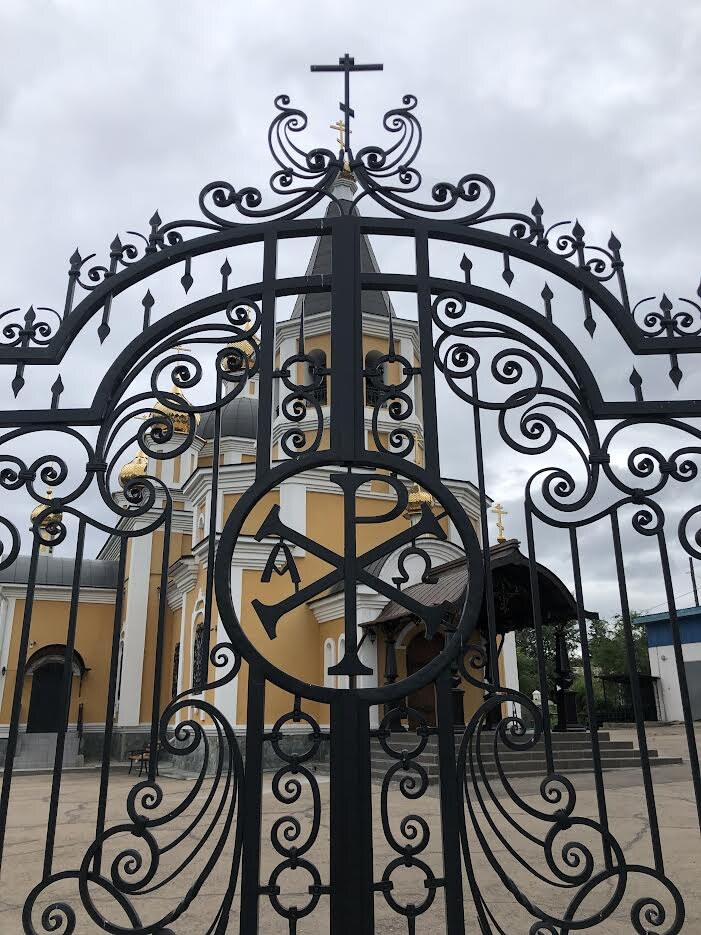 "Я есть Альфа и Омега, начало и конец, говорит Господь, Который есть и был и грядет ..." (Окр. 1:8)