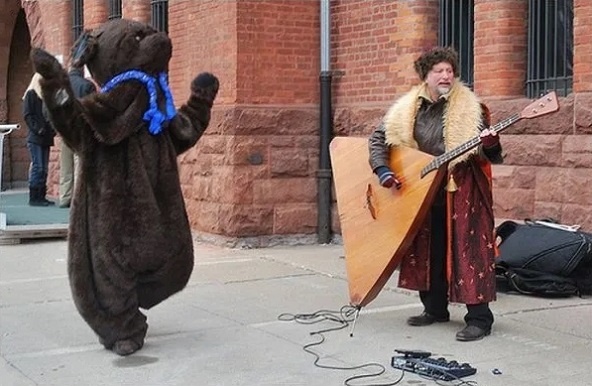 "Скоро эти квадроберы допляшутся". И. Сталин. 
