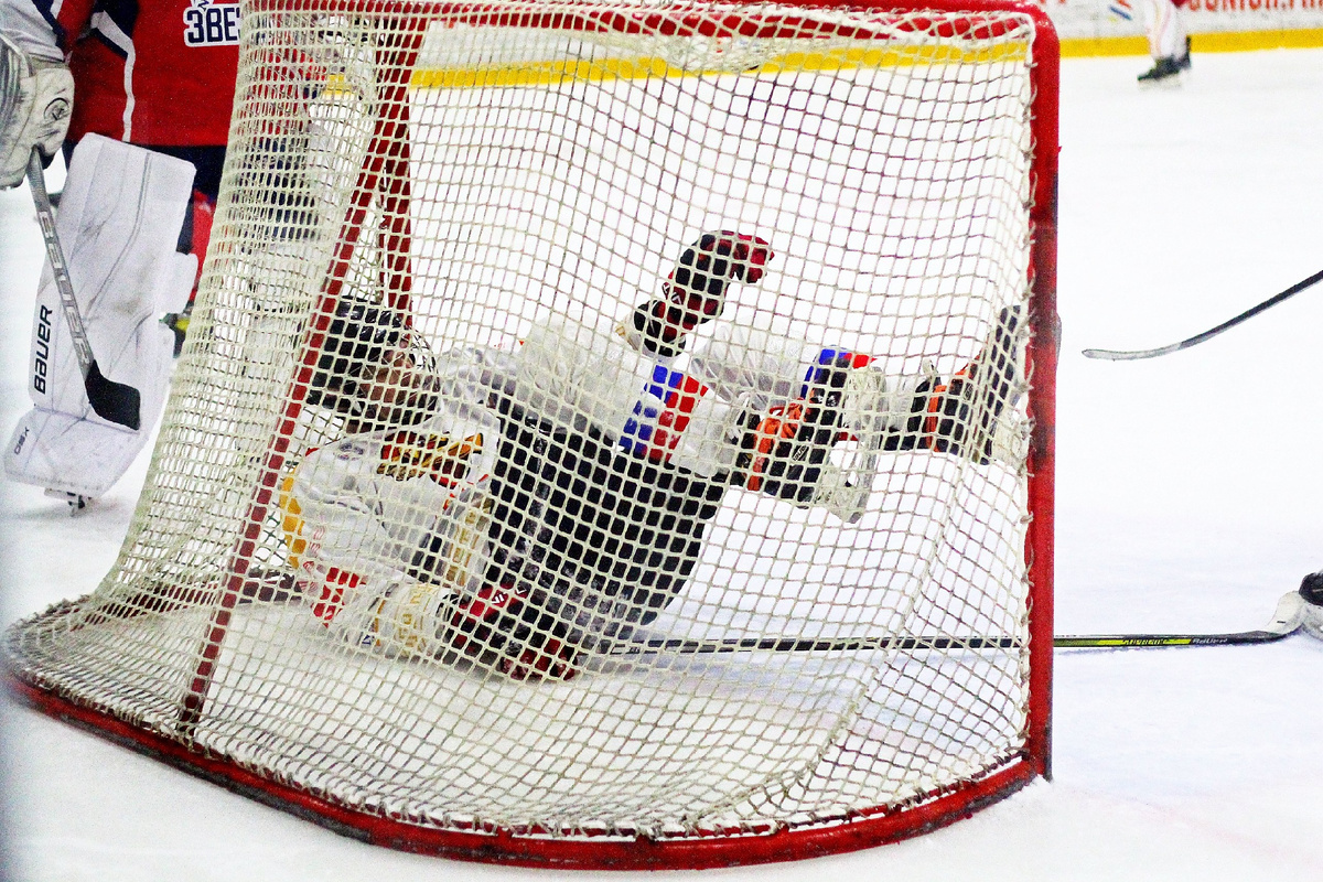 Спарта Воронеж хоккей