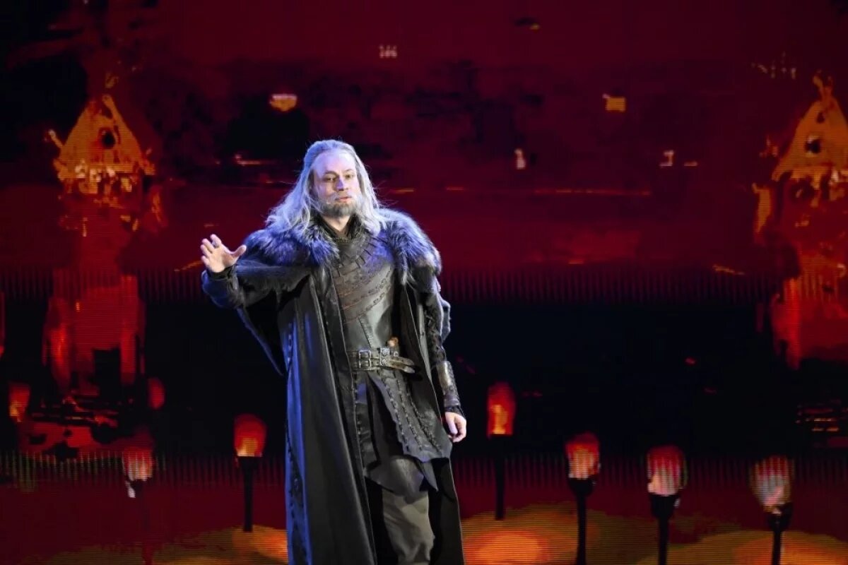    Ярослав Дронов подтвердил, что совмещать выступления, «Интервидение» и оперу крайне сложно.