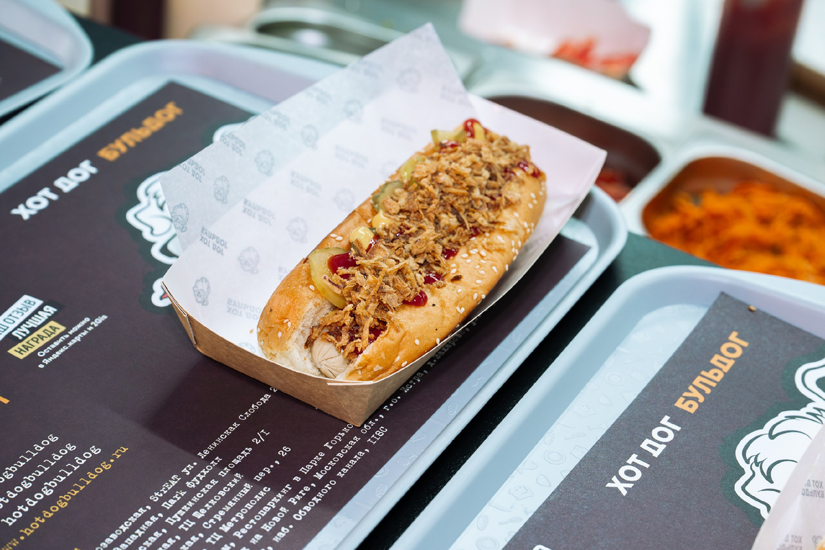 Фото принадлежит сети "Хот-дог Бульдог"