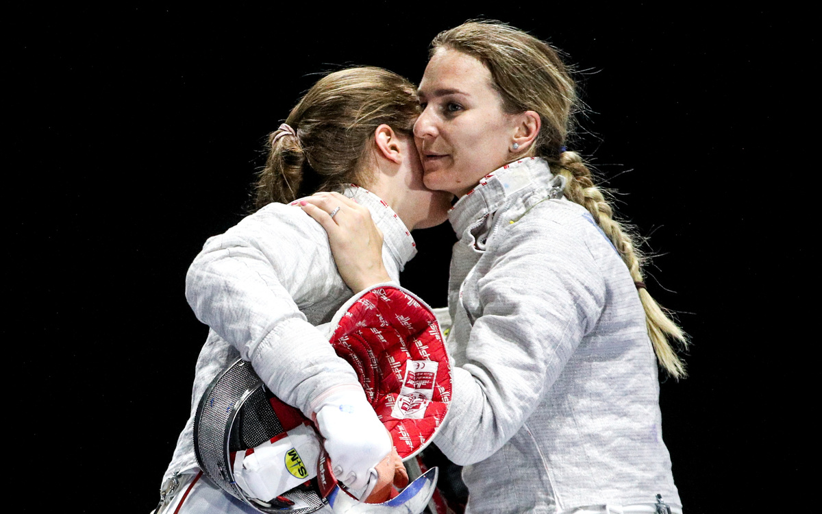     Софья Великая и София Позднякова в финале ОИ-2020