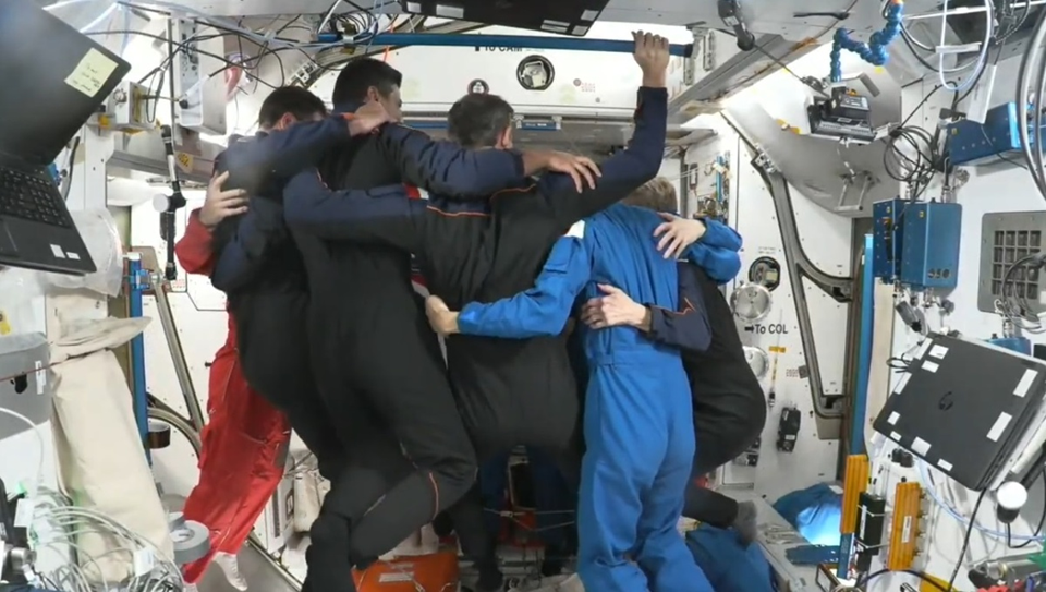 Прощание экипажа Ах-4. Фото: Axiom Space