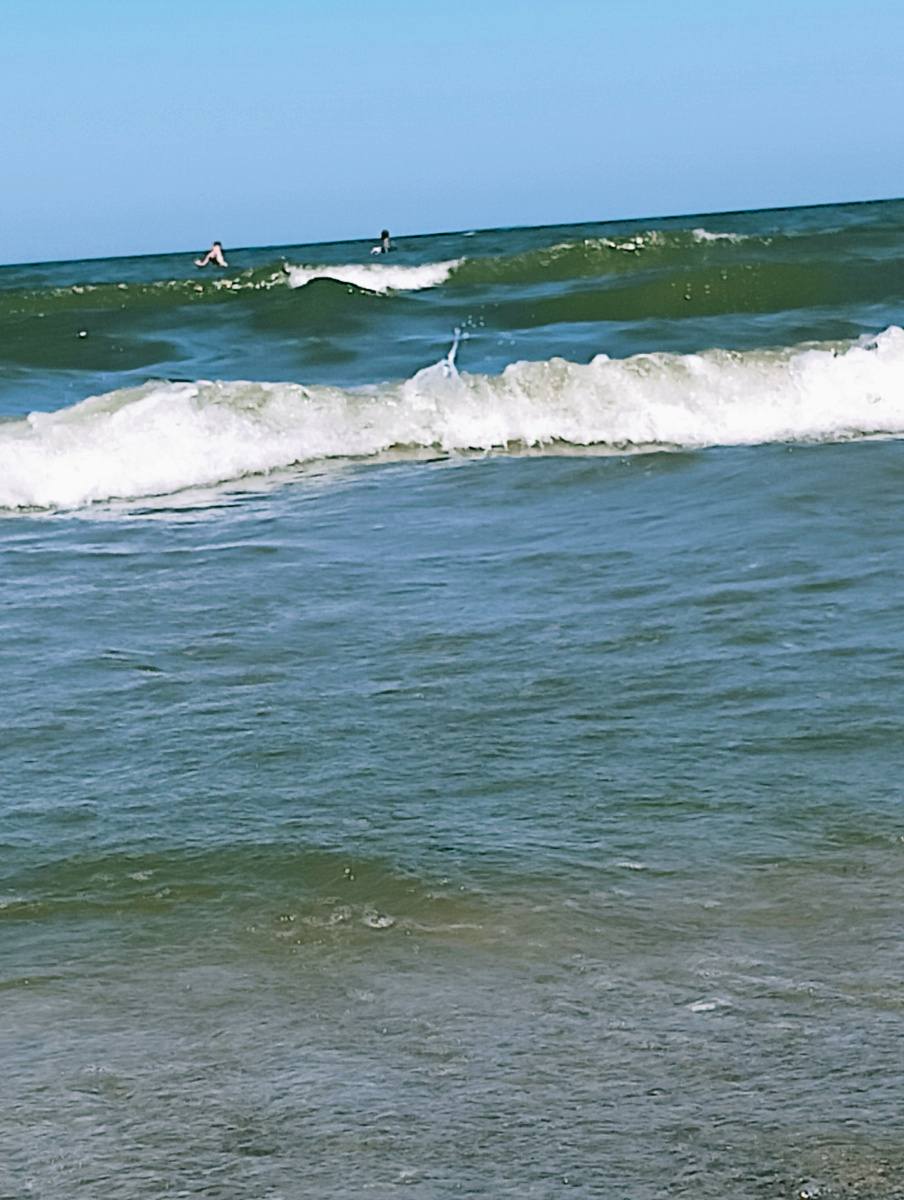 Море волнуется без меня🌊