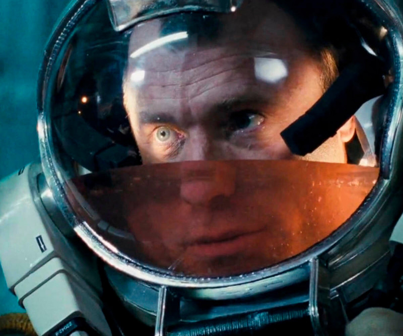 А по этому кадру режиссёра вы отгадается сразу...