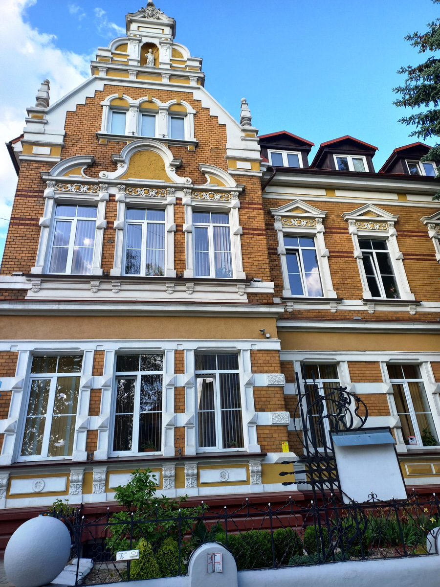 Старинная вилла