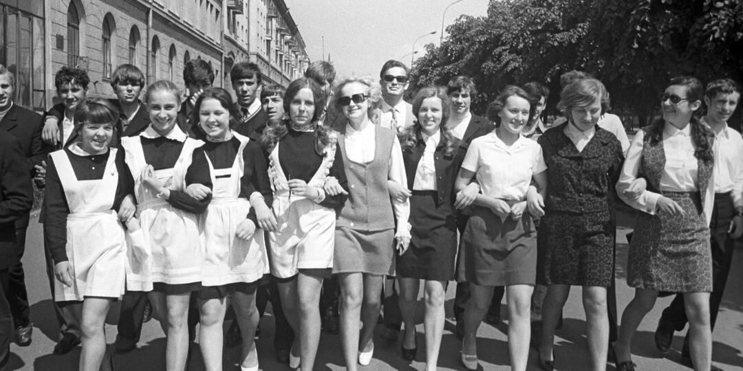 Выпускной в СССР: ностальгия по золотому времени