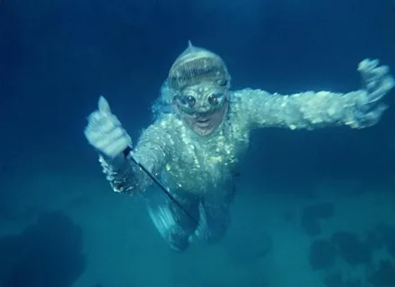 Кадр из к/ф «Человек-амфибия»