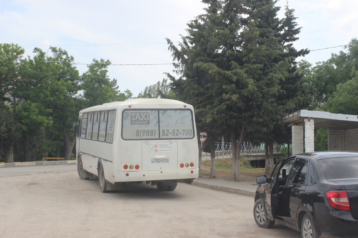 Автобусная остановка в Щебетовке