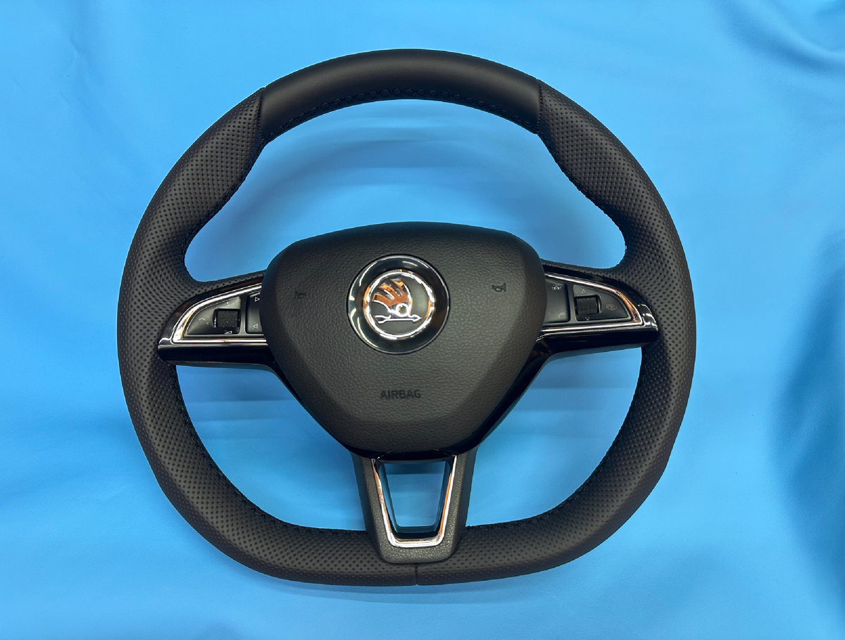 Шкода, перетяжка руля в натуральную кожу 