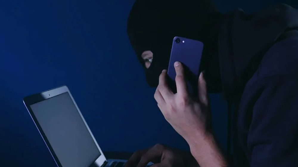    Мошенники выдают себя за судебных приставов и опустошают счета россиян