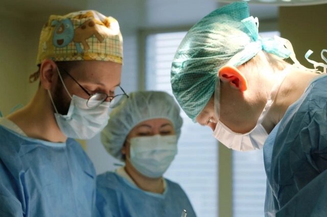    Было решено проводить срочную операцию. Фото: Детская городская больница №7 Барнаула