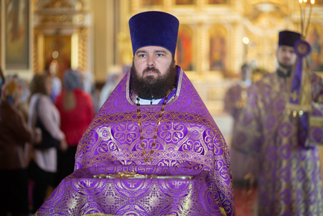 Секретарь Епархиального управления священник Виктор Тихонов: