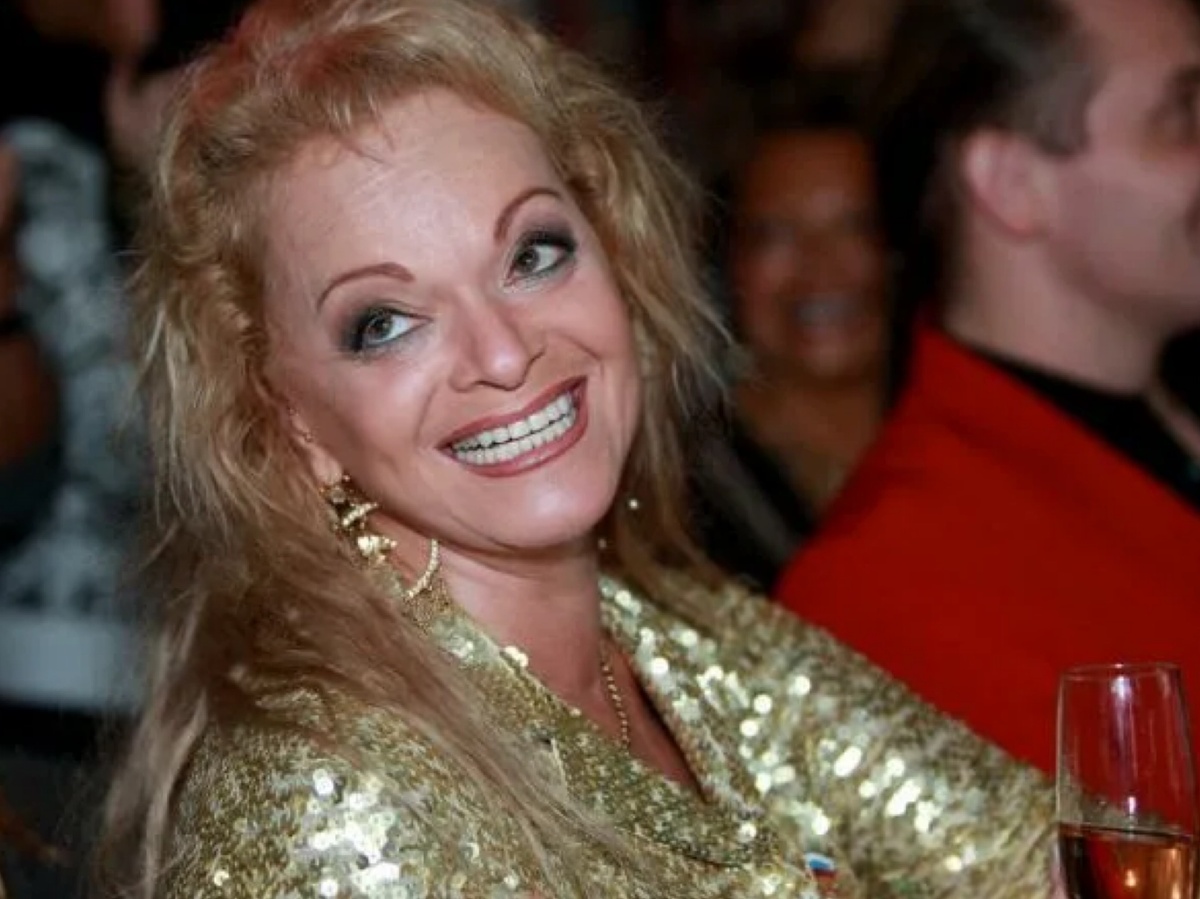 Лариса Долина. Фото: https://axsam.az/?name=xeber&news_id=49316