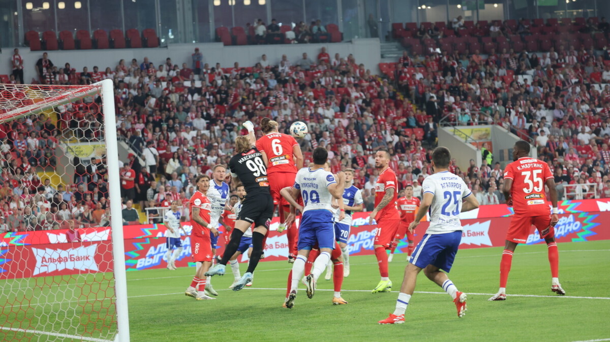 "Спартак" против махачкалинского "Динамо".  фото: картинки яндекс.