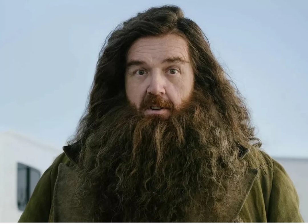 Ник Фрост уже играет Рубеуса Хагрида