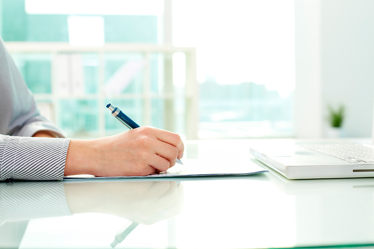 Pressmaster / Shutterstock / FOTODOM📷Право на составление докладной имеет любой сотрудник