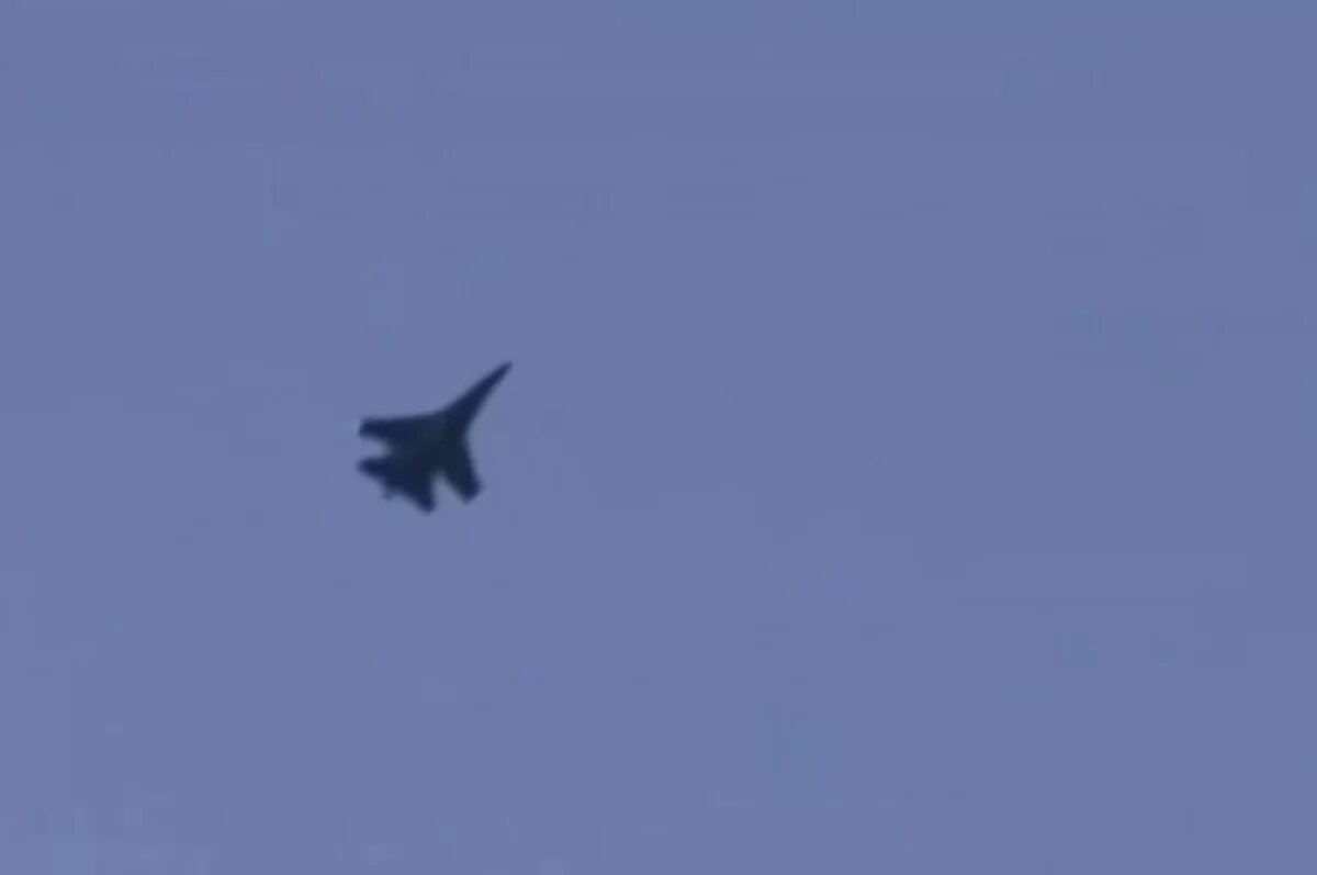    Появилось видео с Су-27 ВСУ, залетевшим в воздушное пространство Румынии