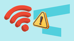 В последнее время в России наблюдаются перебои и отключения мобильного интернета. Причиной этому, по заявлениям властей, являются меры безопасности, связанные с угрозой атак беспилотников. Отключения происходят без предварительного предупреждения и могут затрагивать работу различных сервисов, включая такси, доставку еды и оплату товаров. 