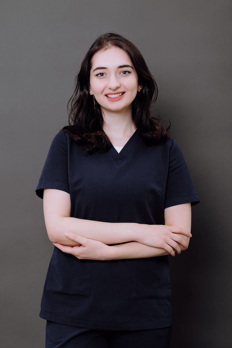 Марият Абулаевна ведёт приём в филиале на Интернациональной, 23.