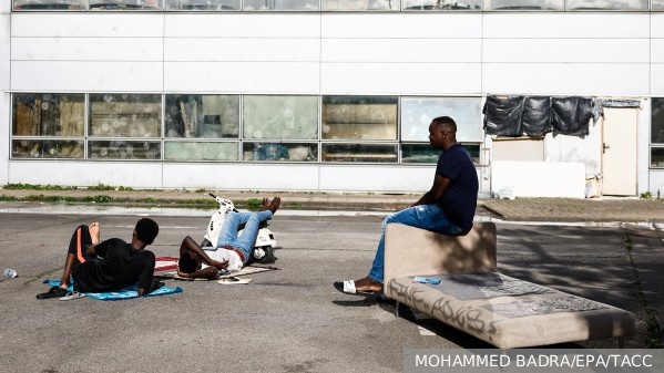     Фото: MOHAMMED BADRA/EPA/ТАСС   
 Текст: Вера Басилая