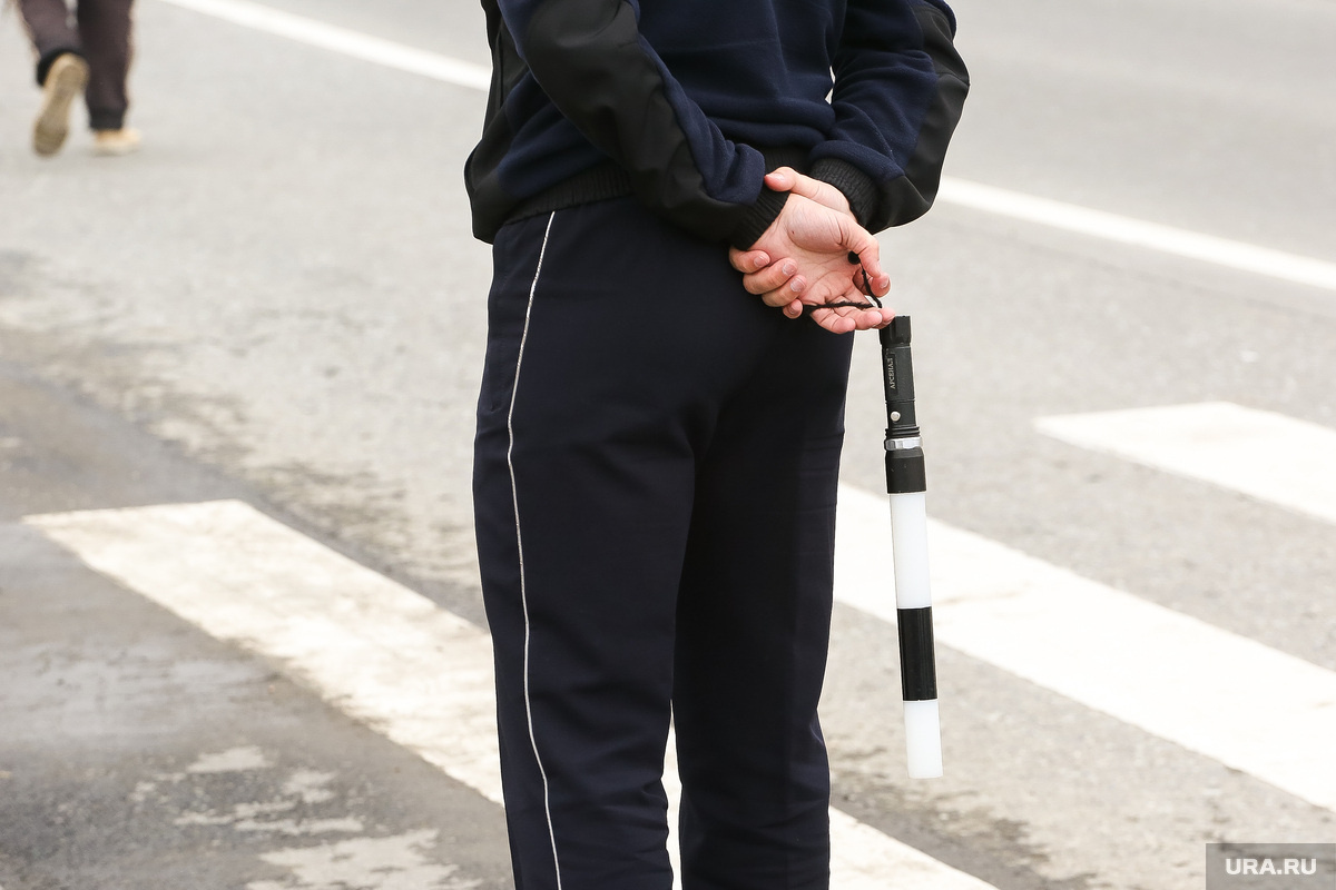 Автомобилистке был выписан штраф за то, что она якобы не уступила дорогу пешеходу. Фото: Денис Моргунов © URA.RU