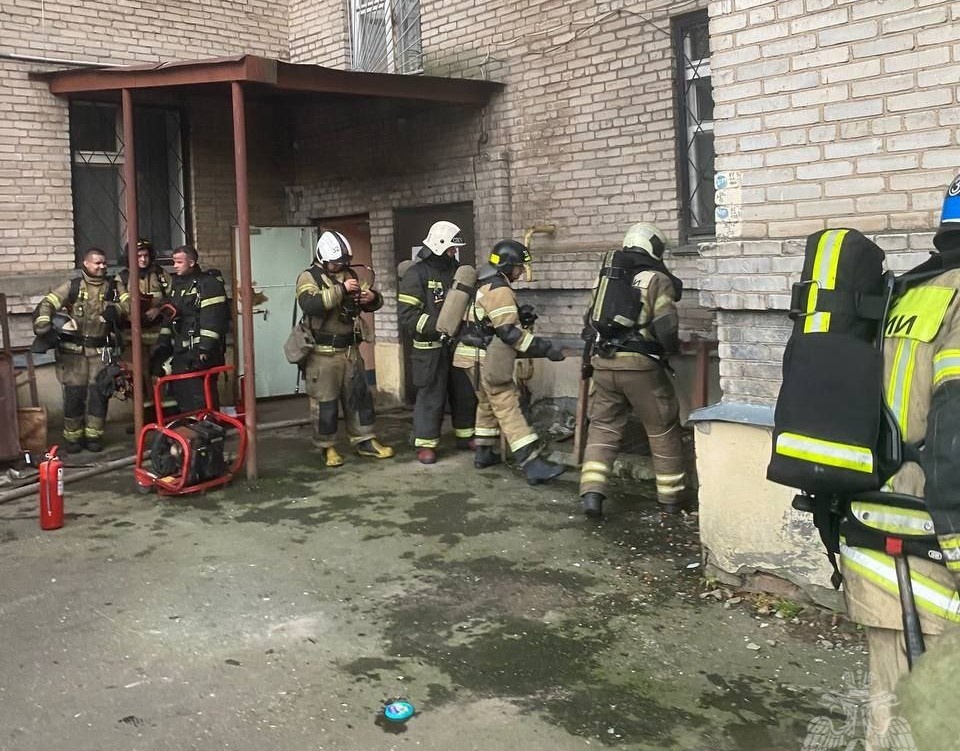    Возгорание произошло сегодня утром в общежитии на проспекте Гагарина