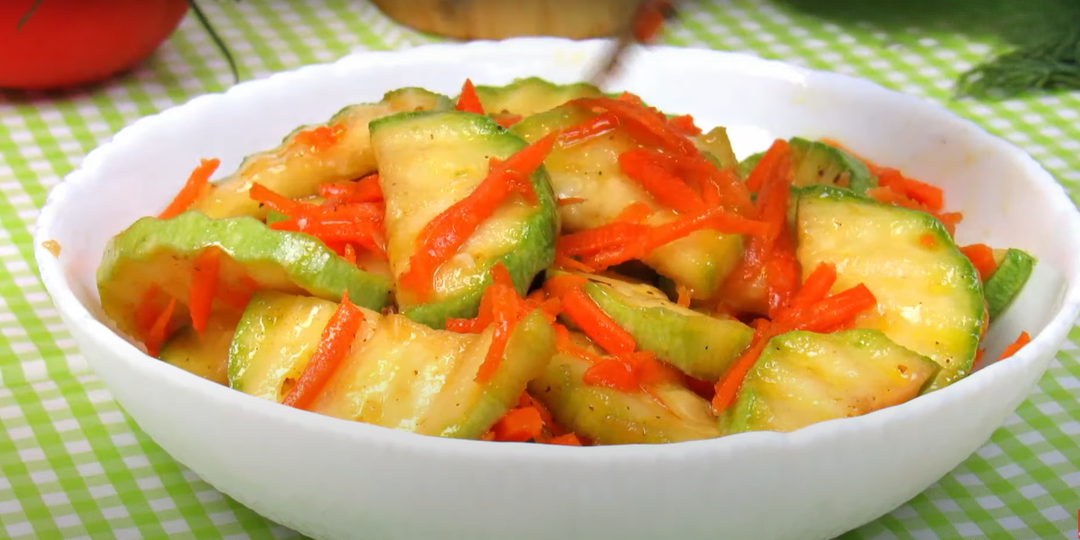 Маринованные кабачки по-корейски, перед которыми никто не устоит