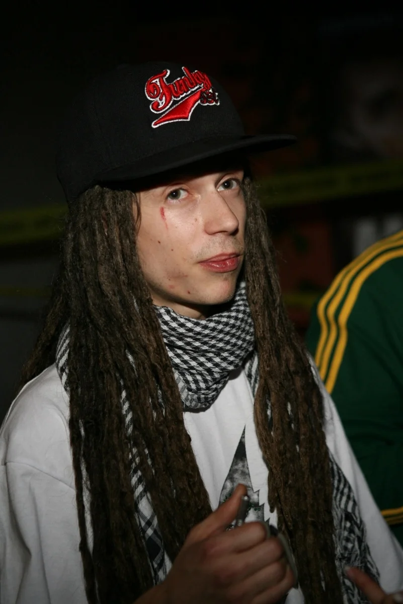 Децл – Кирилл Толмацкий