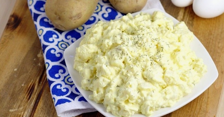 Картофель с яйцом и молоком