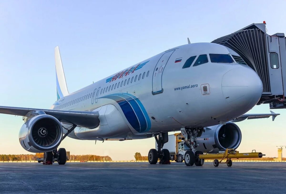    Рейс из Тюмени в Надым вернулся в Рощино после сбоя в системе