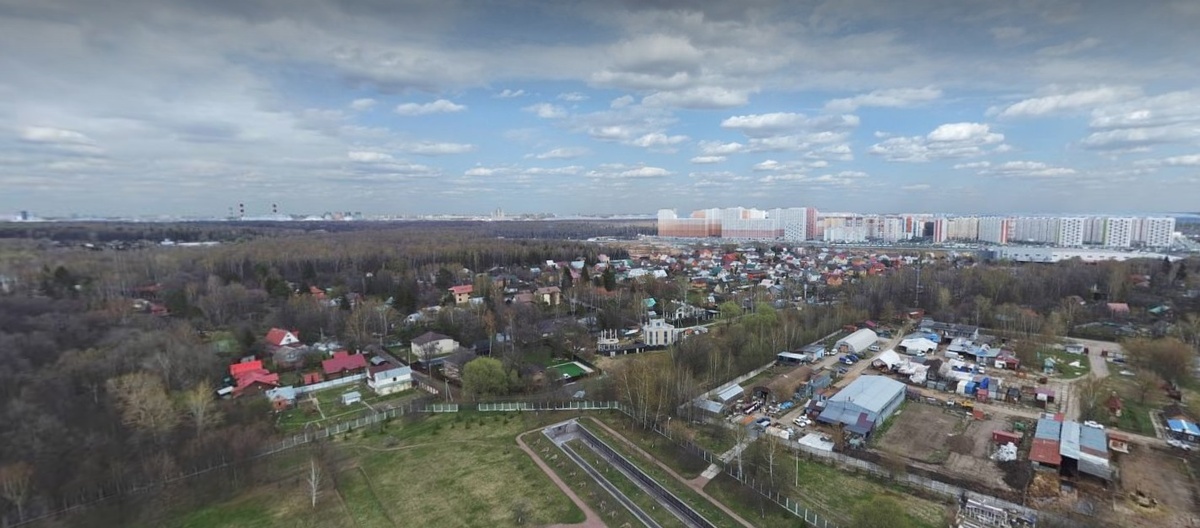 ЖК "Восточное Бутово", к району Москвы Южное Бутово не имеет никакого отношения, он - сильно западнее