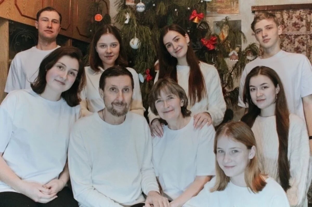    В семье Гончаровых семеро детей.