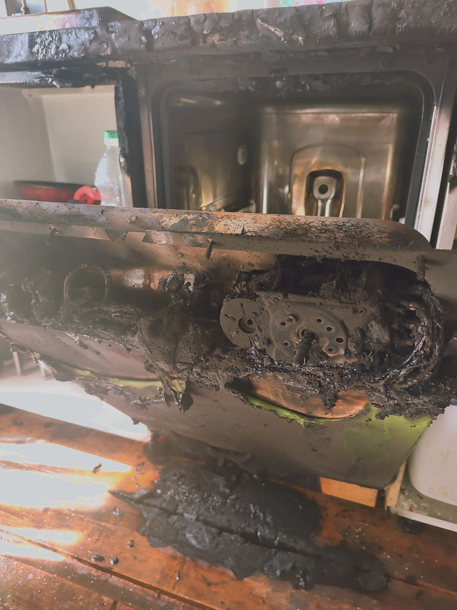 Так наша заслуженная трудяжка выглядела. Фото печального автора