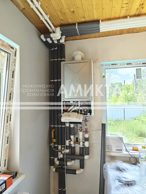 фотография со страницы https://amikta.ru/portfolio/montazh-otoplenia-luban