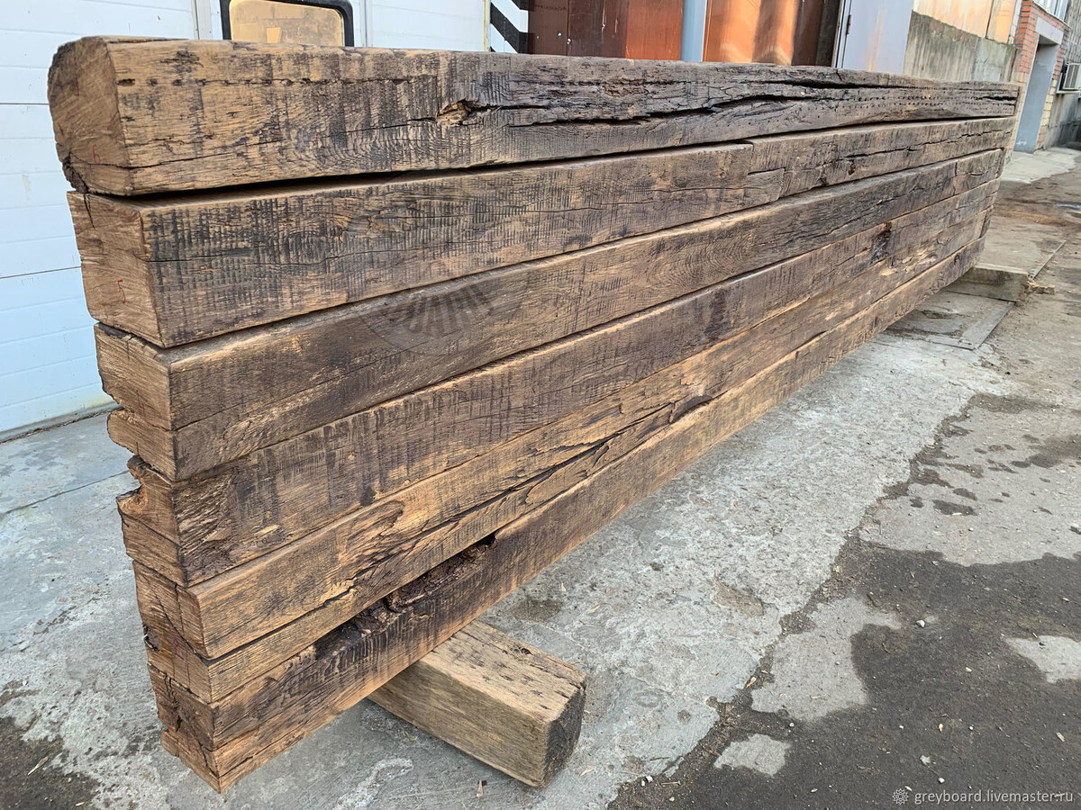 Настоящие старые дубовые балки