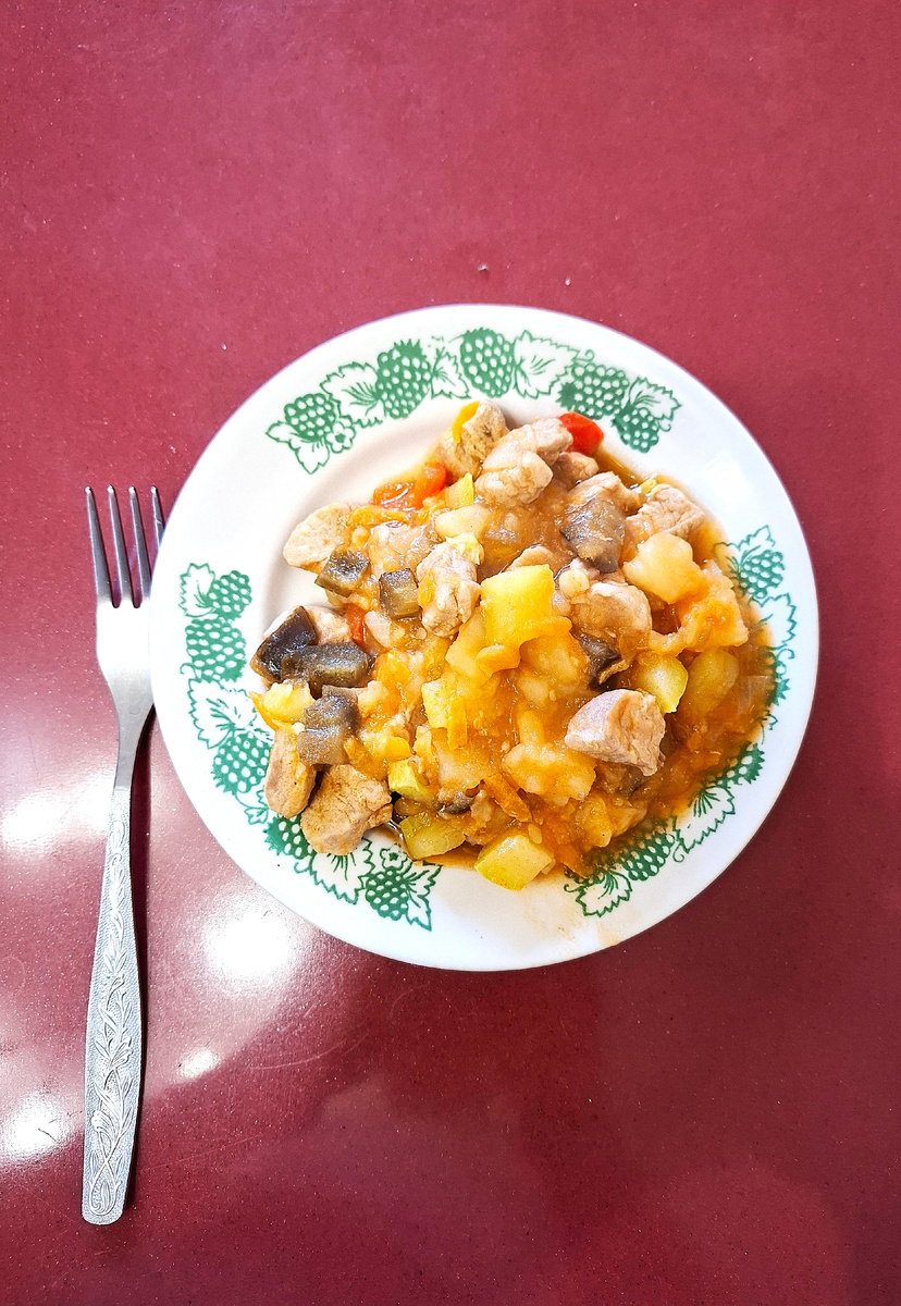 День 2. Овощное рагу со свининой