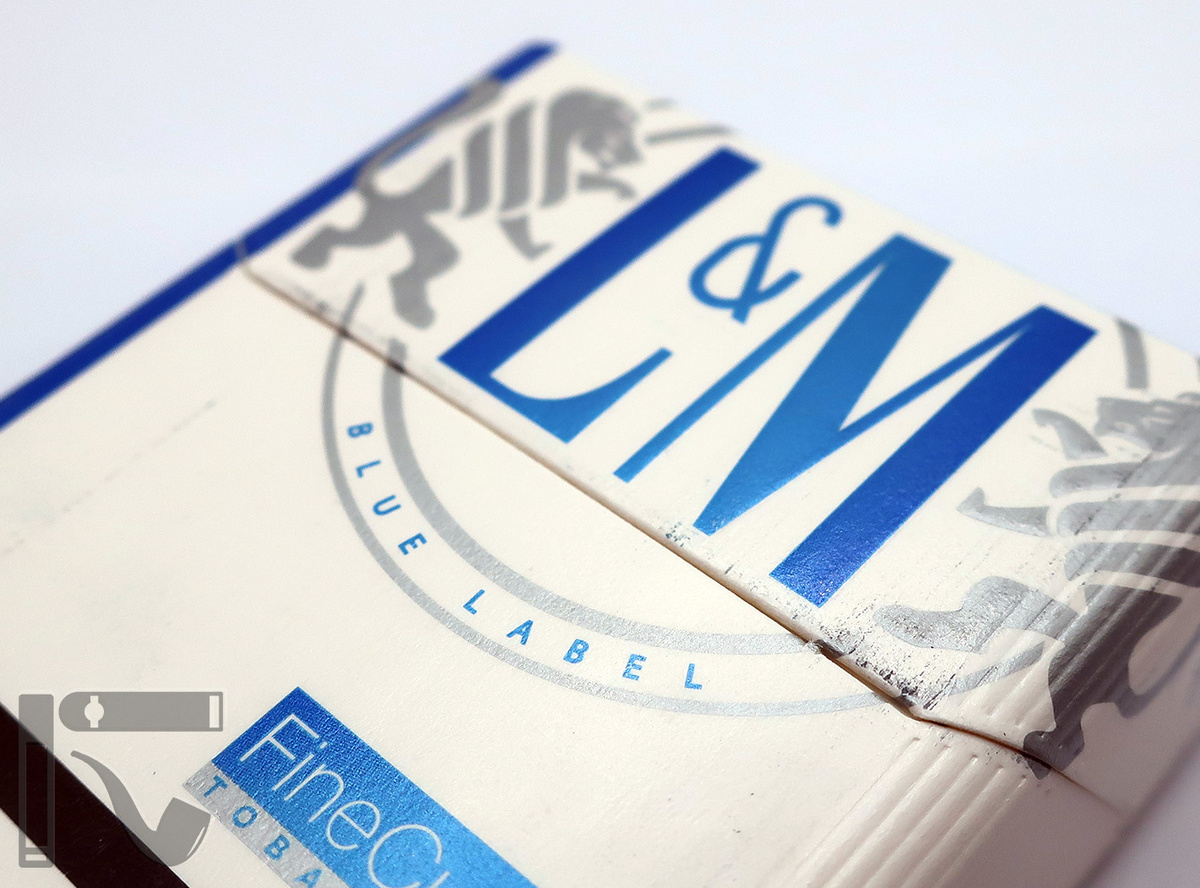 Сигареты L&M Blue. Фото: © канал "Уголок Курильщика"