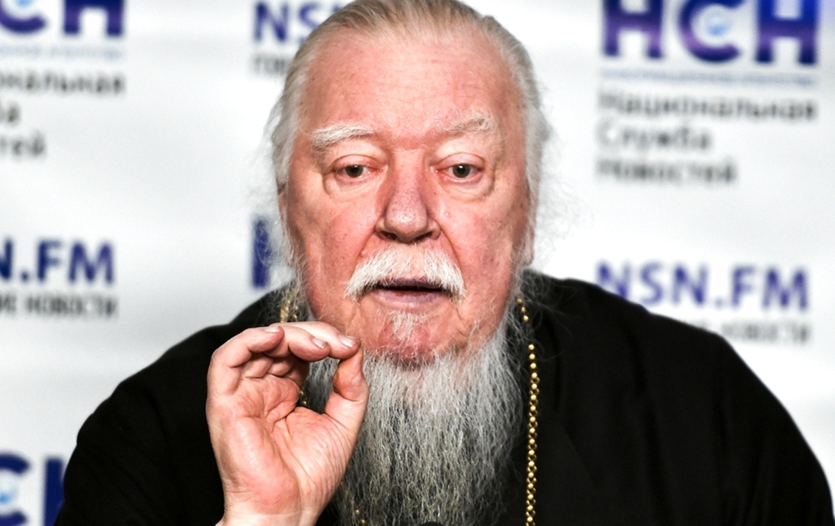 Димитрий Смирнов (07.03.1951 — 21.10.2020 гг.) — протоиерей, церковный и общественный деятель.
