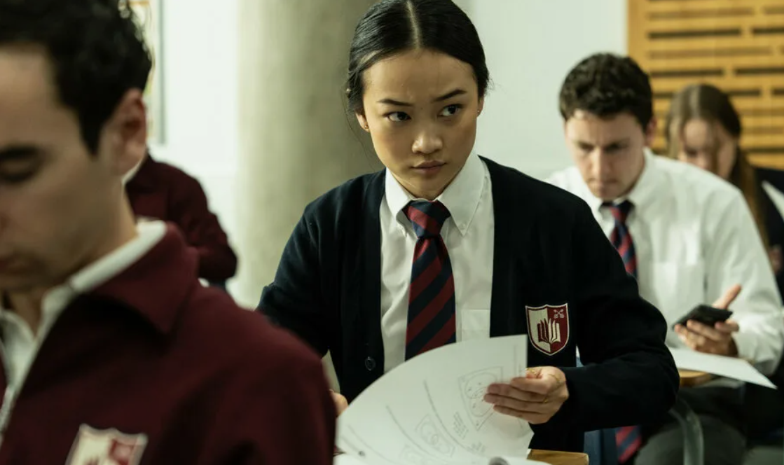 Напряженный триллер «Как взломать экзамен» (2024)