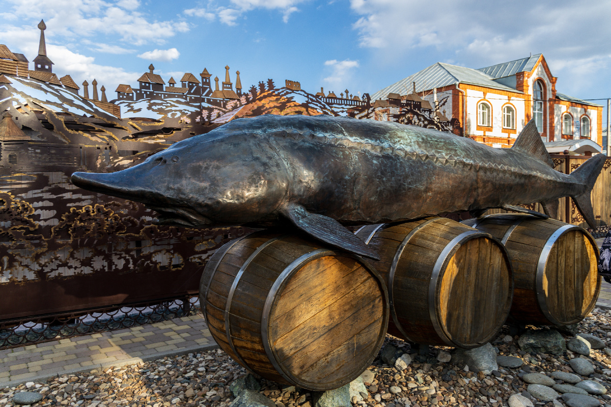 Памятник рыбе в Тетюшах. Фото: S.O.E/Shutterstock/Fotodom