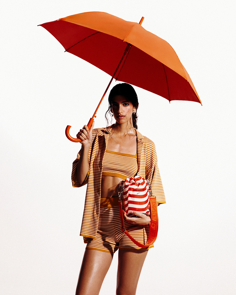    Бренд сумок-конструкторов A Secret Knowledge выпустил полностью оранжевую коллекцию (фото 3)