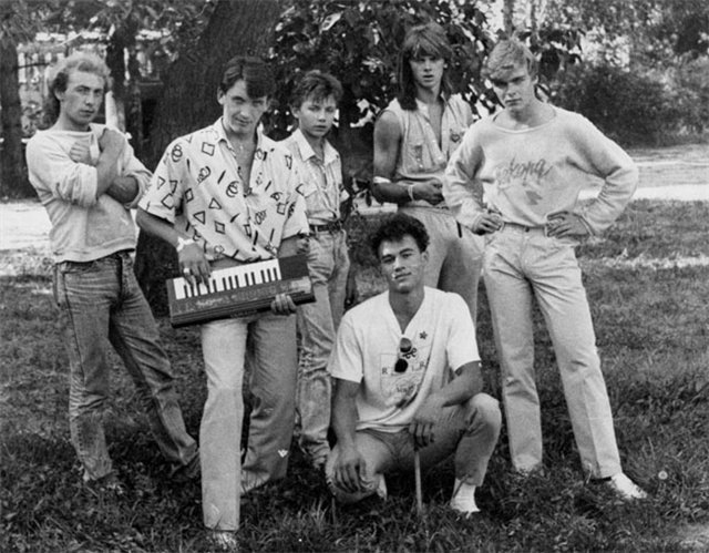 Сергей Кузнецов, Рафаэль Исангулов, Миша Сухомлинов, Сергей Ленюк, Арвид Юргайтис и Константин Пахомов, 1988 год